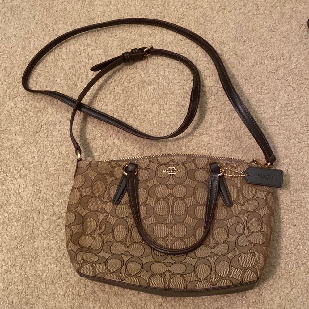 Never Worn Coach Crossbody purse